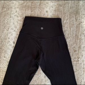 Lululemon align black